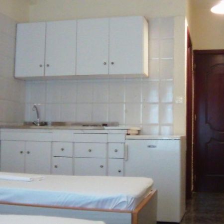 ماكريغيالوس Hotel Dias Apartment الغرفة الصورة